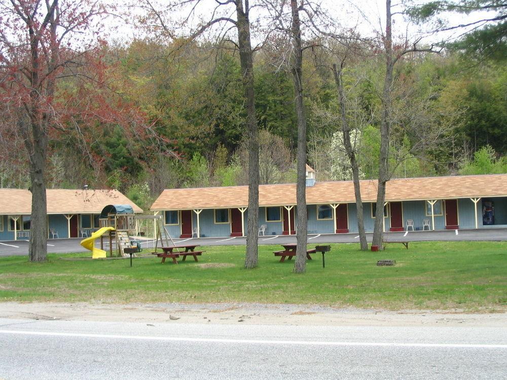 Warrensburg Inn & Suites - 6 Mi To Lake George 外观 照片