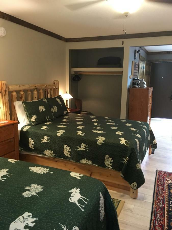 Warrensburg Inn & Suites - 6 Mi To Lake George 外观 照片