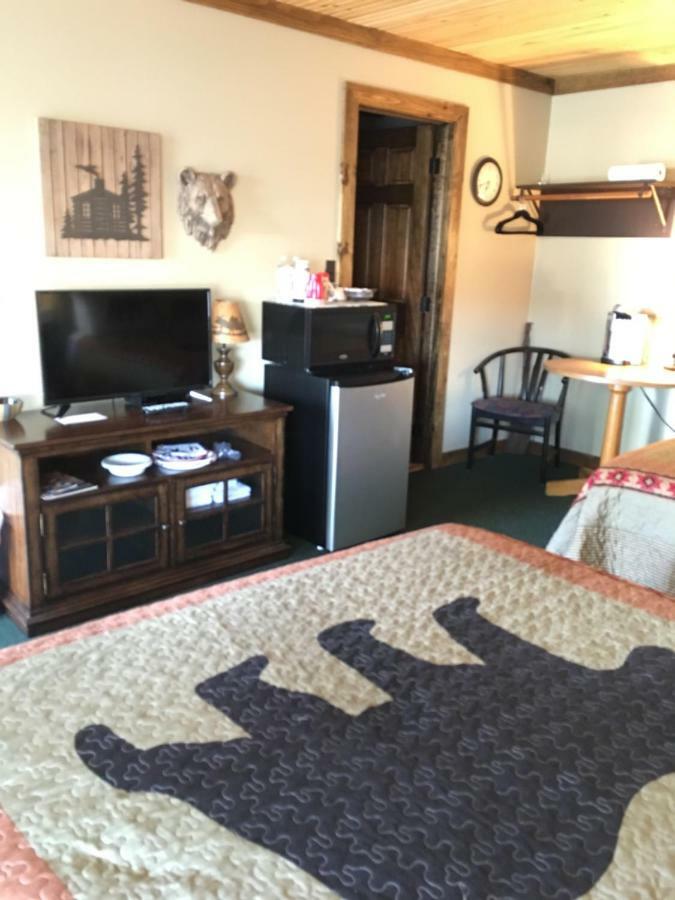 Warrensburg Inn & Suites - 6 Mi To Lake George 外观 照片